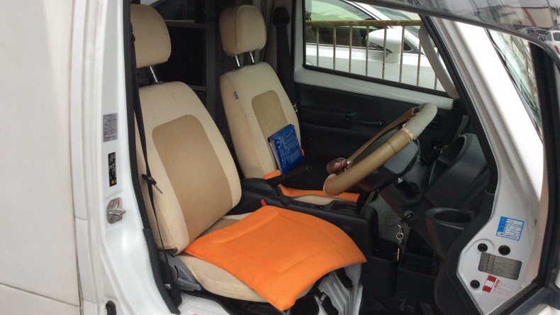 内装前方シート