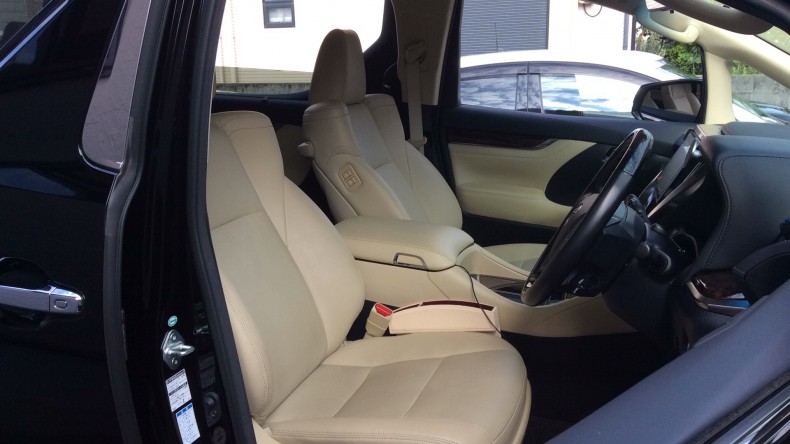 内装前方シート