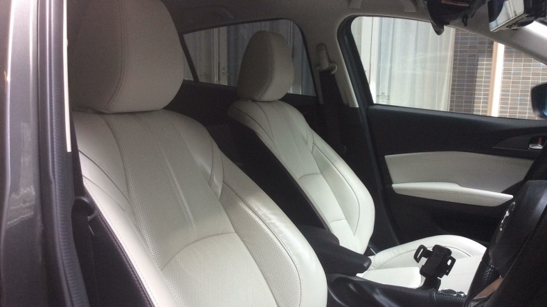 内装前方シート