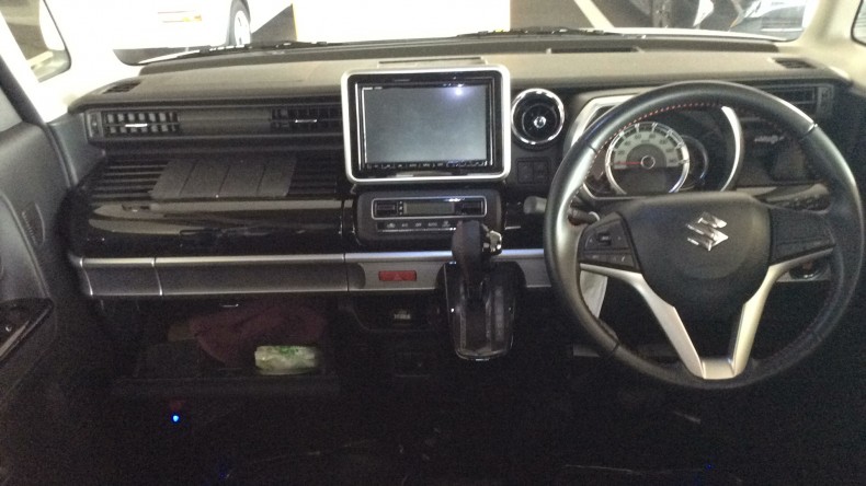 内装インパネ全体