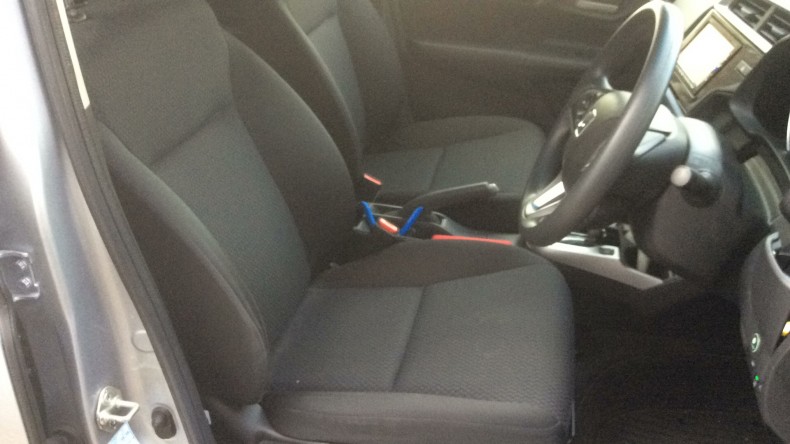 内装前方シート