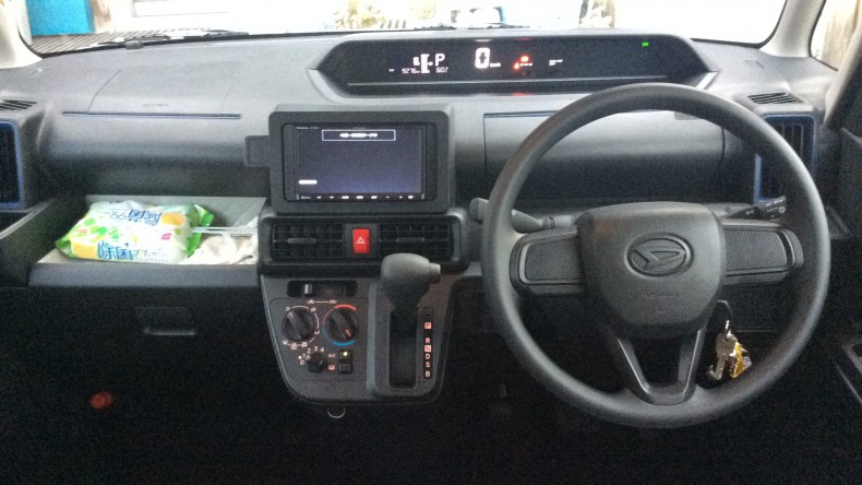 内装インパネ全体