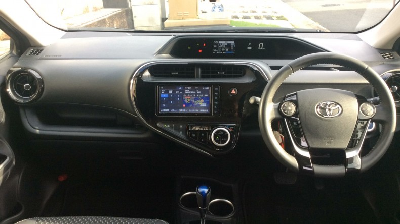 内装インパネ全体