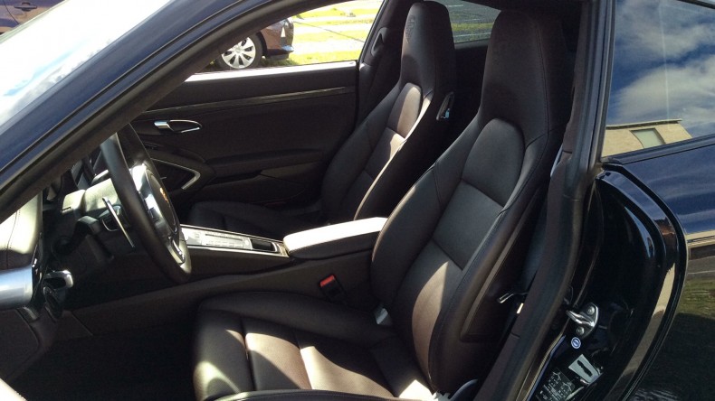 内装前方シート