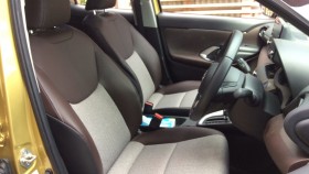 内装前方シート