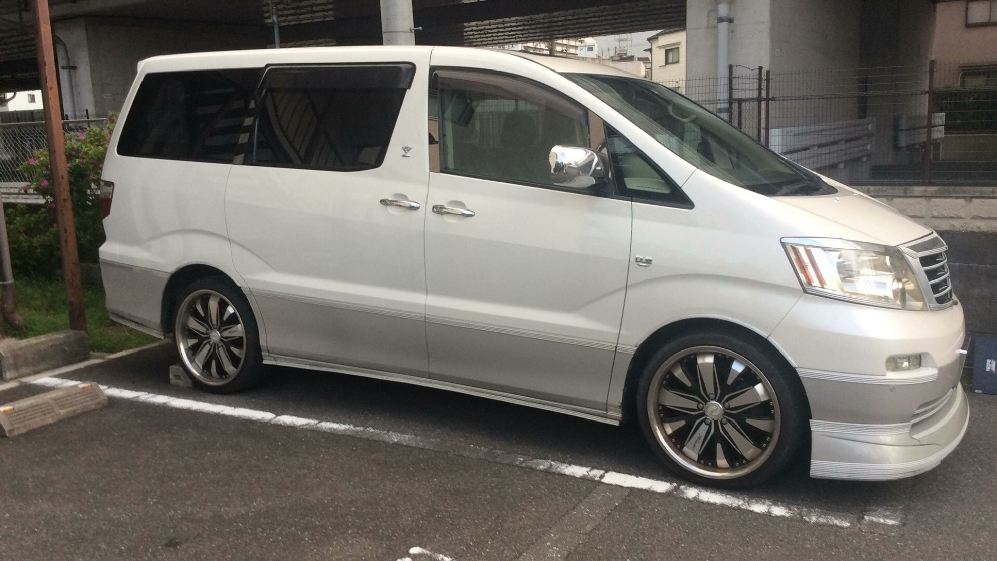 外装右