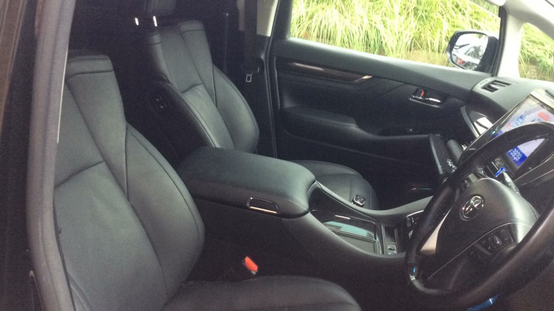 内装前方シート