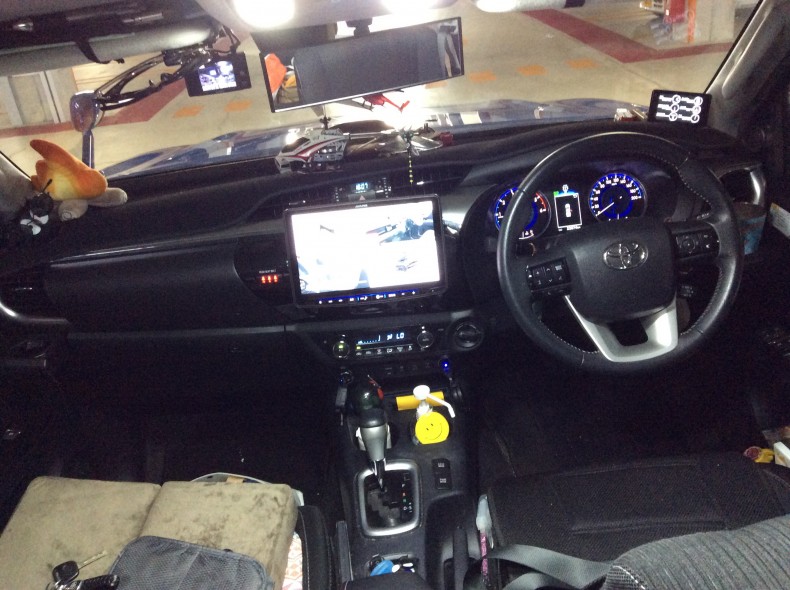 内装インパネ全体