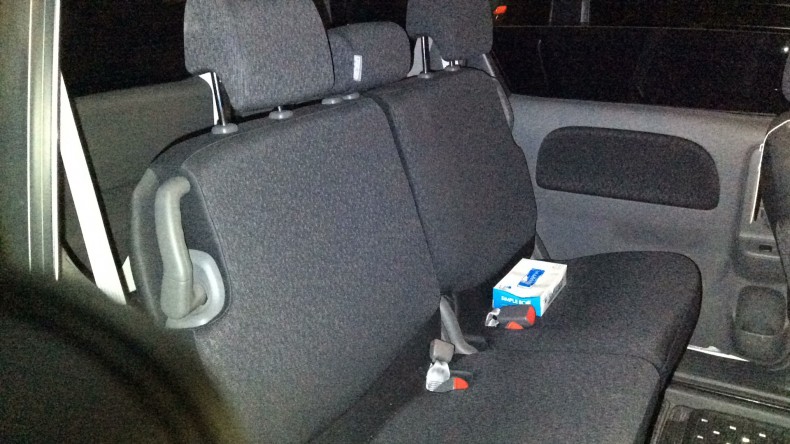 内装後方シート