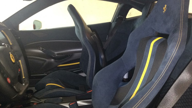 内装前方シート