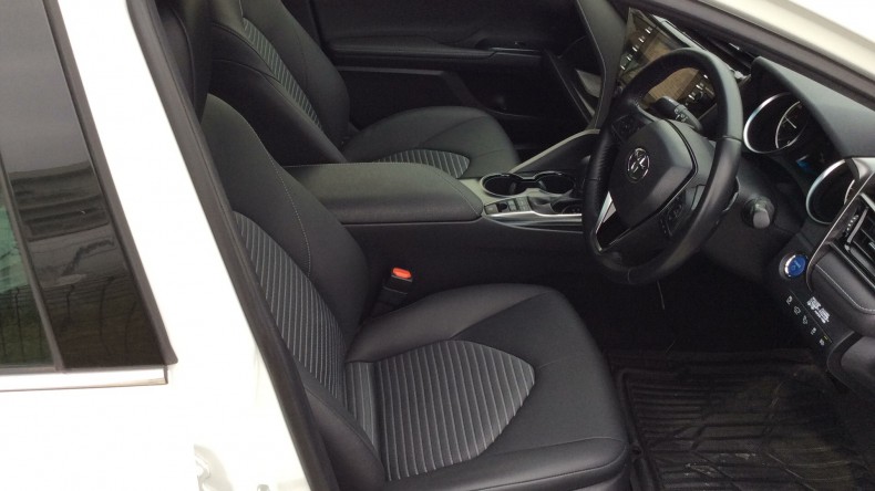 内装前方シート