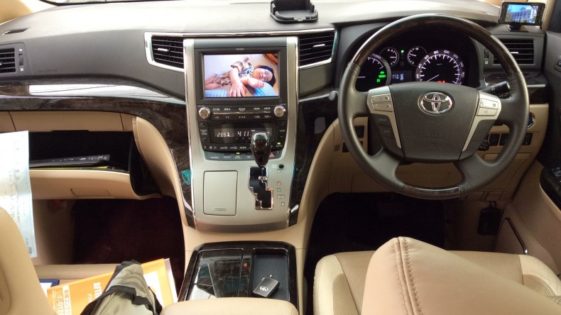 内装インパネ全体