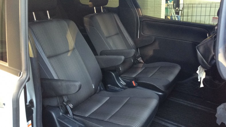 内装後方シート