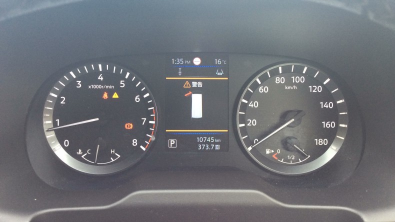 内装メーター