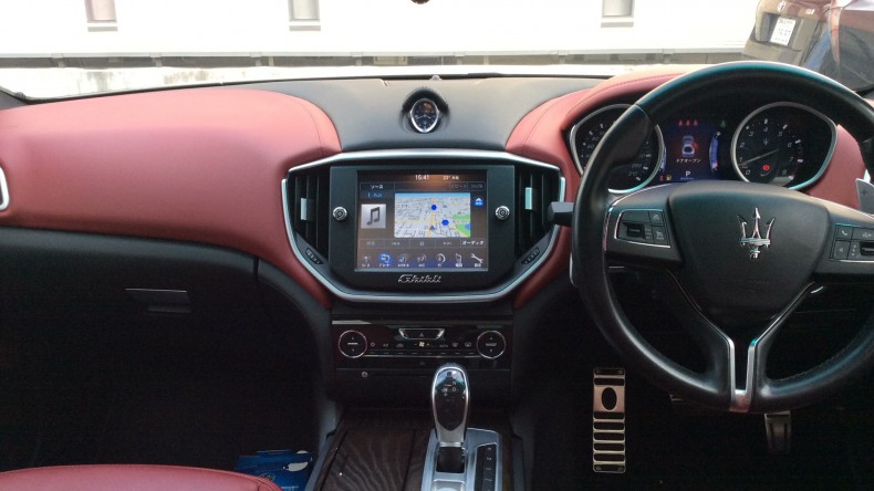 内装インパネ全体