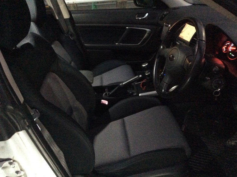 内装前方シート