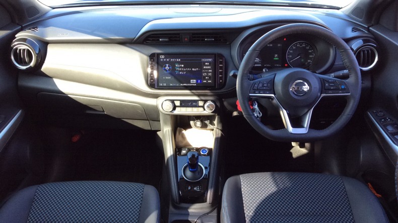 内装インパネ全体