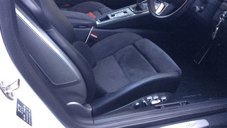 内装前方シート