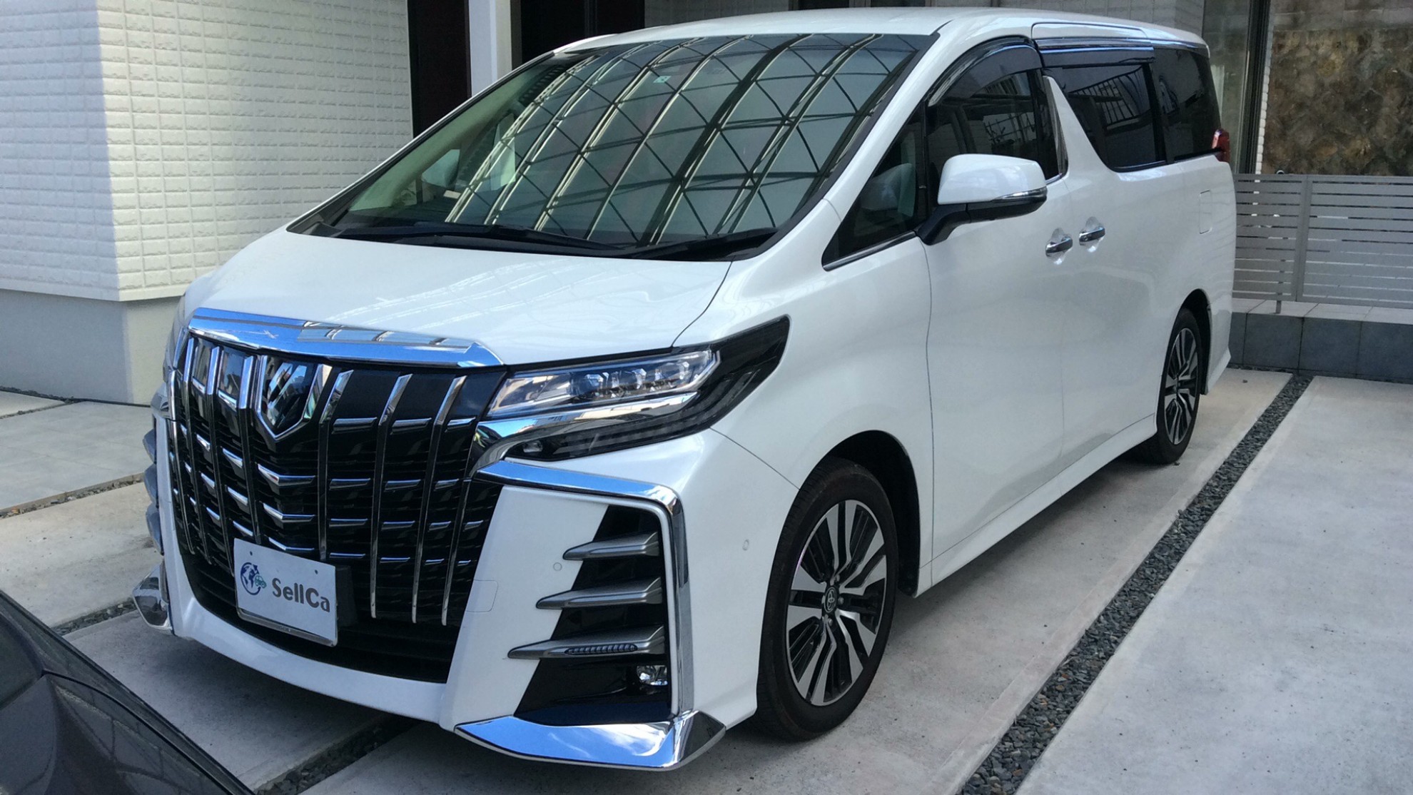 トヨタ アルファードの売買実績画像