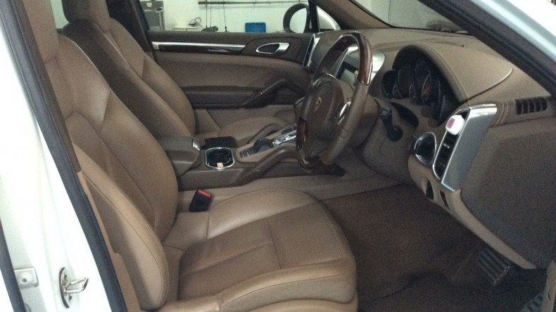 内装前方シート