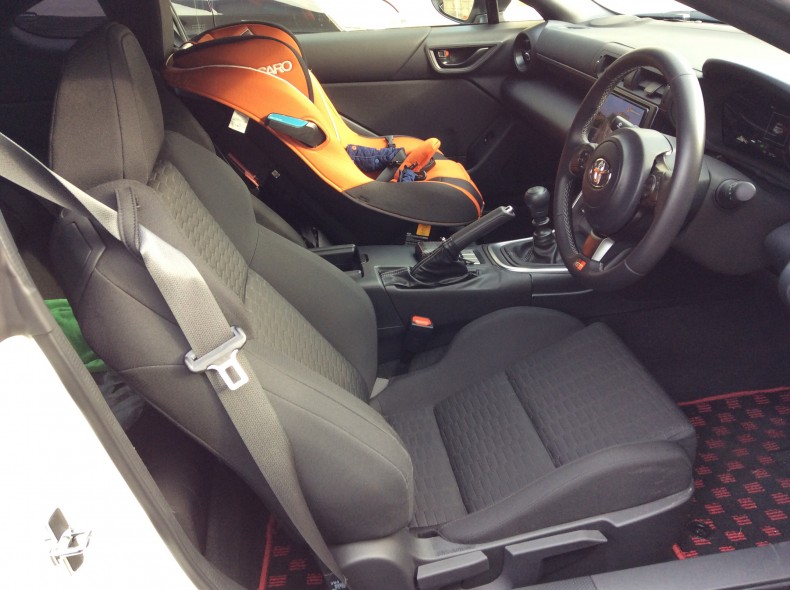 内装前方シート