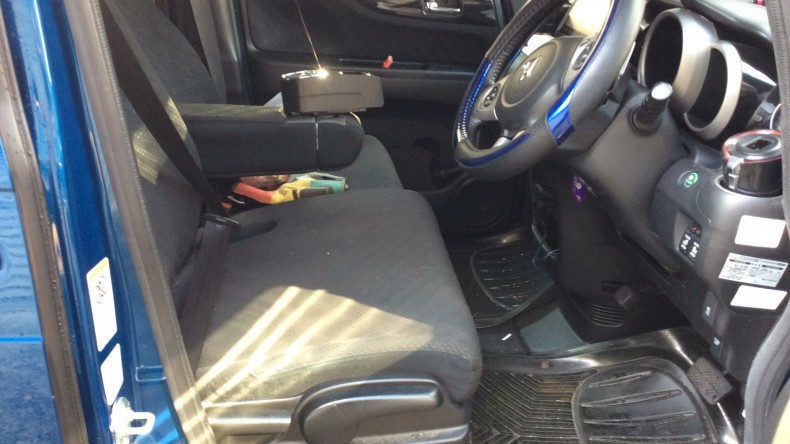 内装前方シート