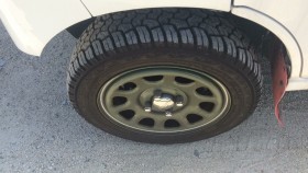 タイヤホイール前