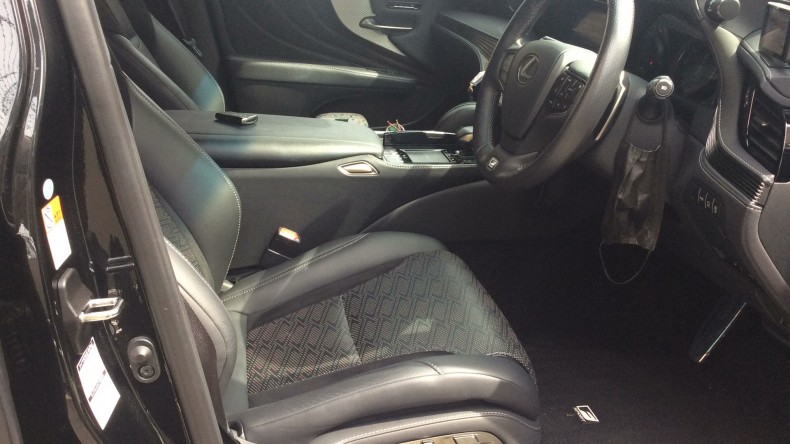 内装前方シート