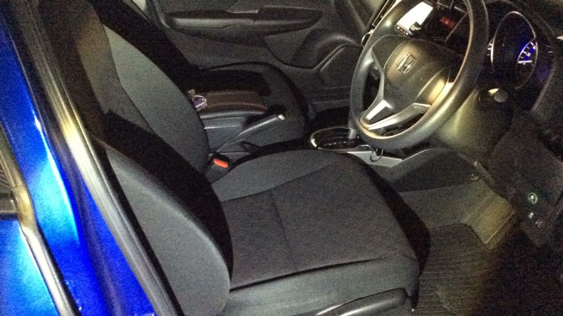 内装前方シート