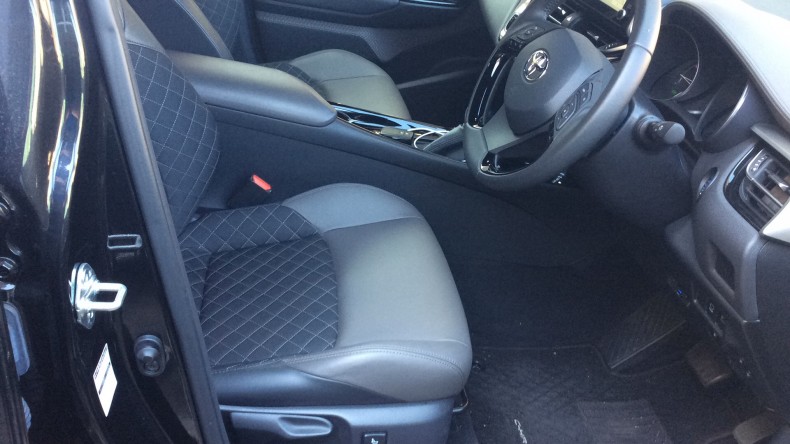 内装前方シート