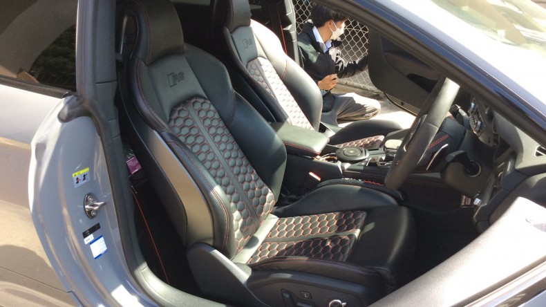 内装前方シート