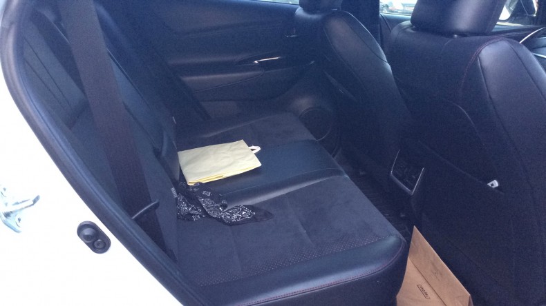 内装後方シート