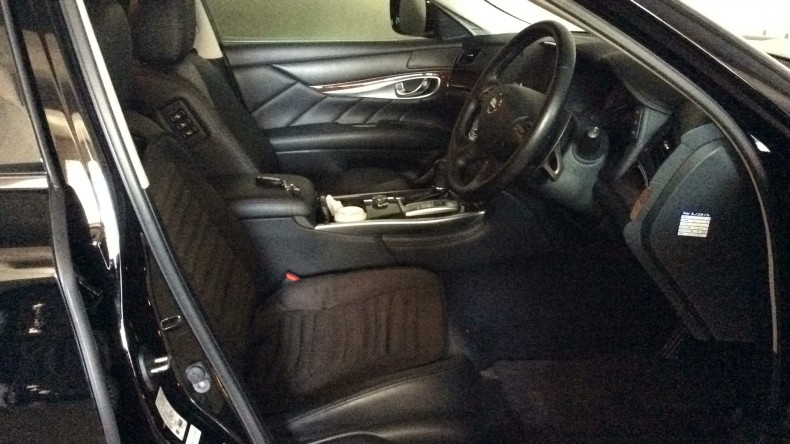 内装前方シート