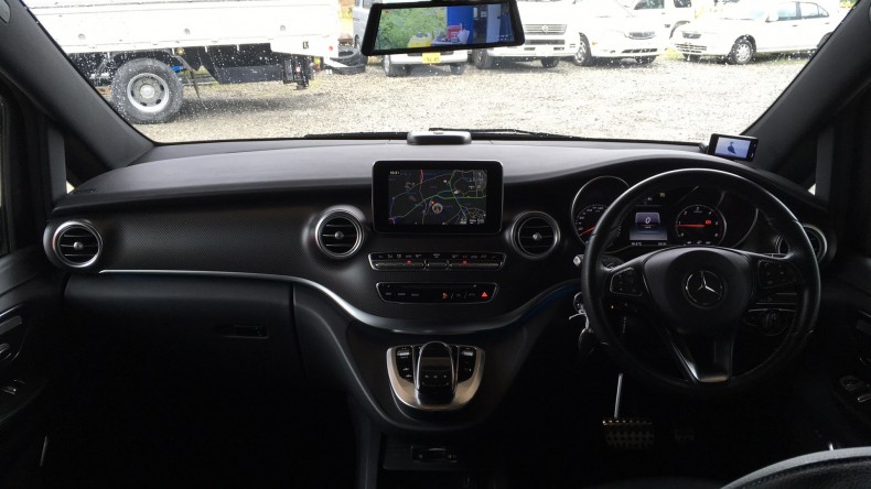 内装インパネ全体