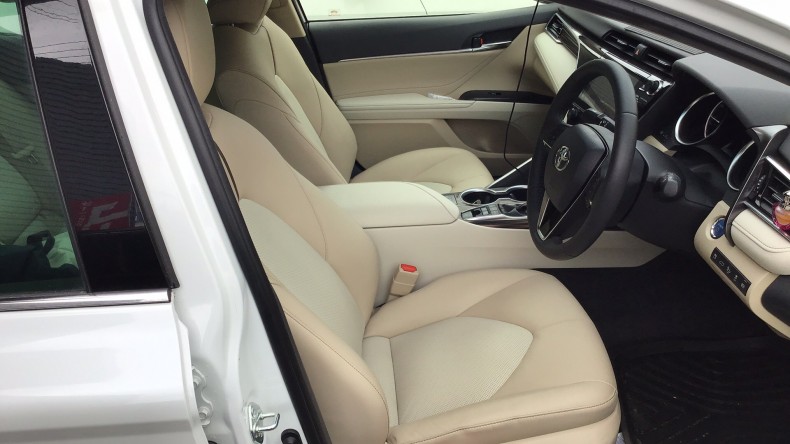 内装前方シート