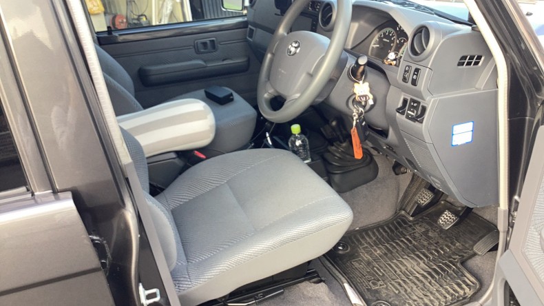 内装前方シート