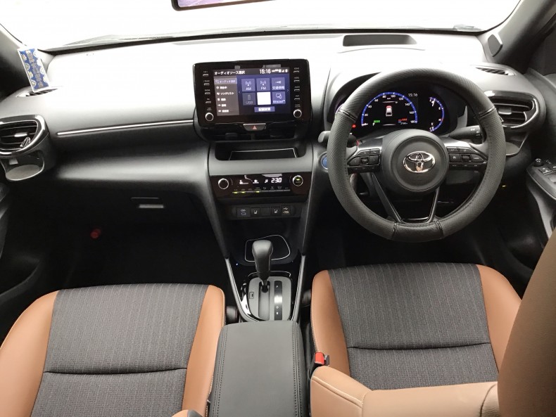 内装インパネ全体