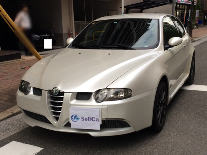 car_main_img