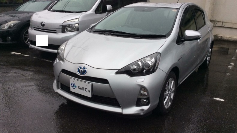 car_main_img